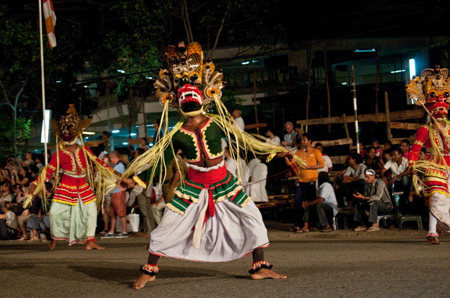 %_tempFileName4469%20COLOMBO%20-%20Navam%20Perahera%