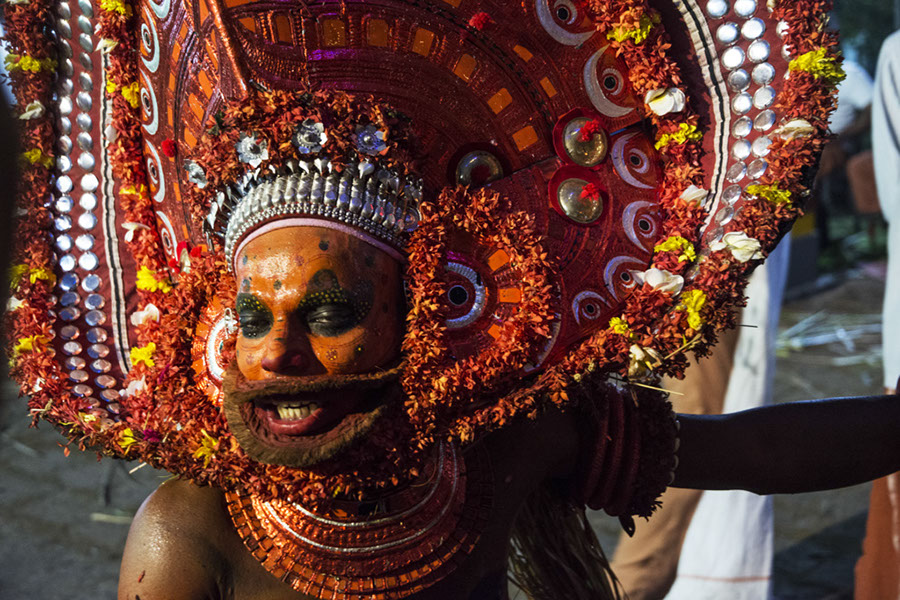 %_tempFileName4682%20Theyyam%