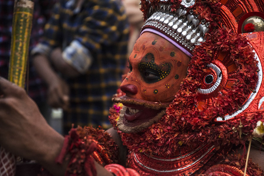 %_tempFileName4697%20Theyyam%